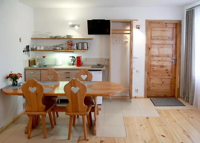 Emilie\'S Apartments
